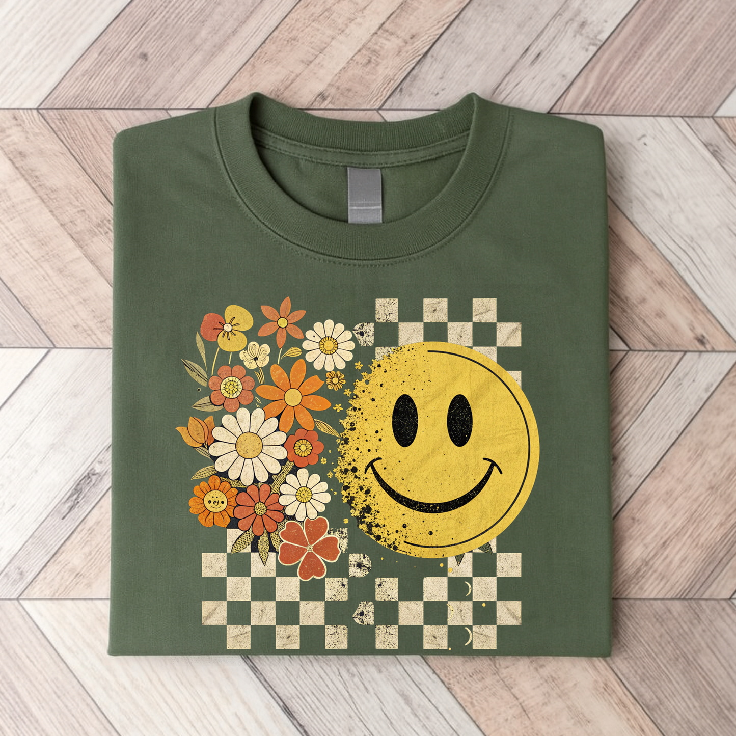 Retro Fall Smiley Face T-Shirt – Checkered Floral Graphic Tee for Women