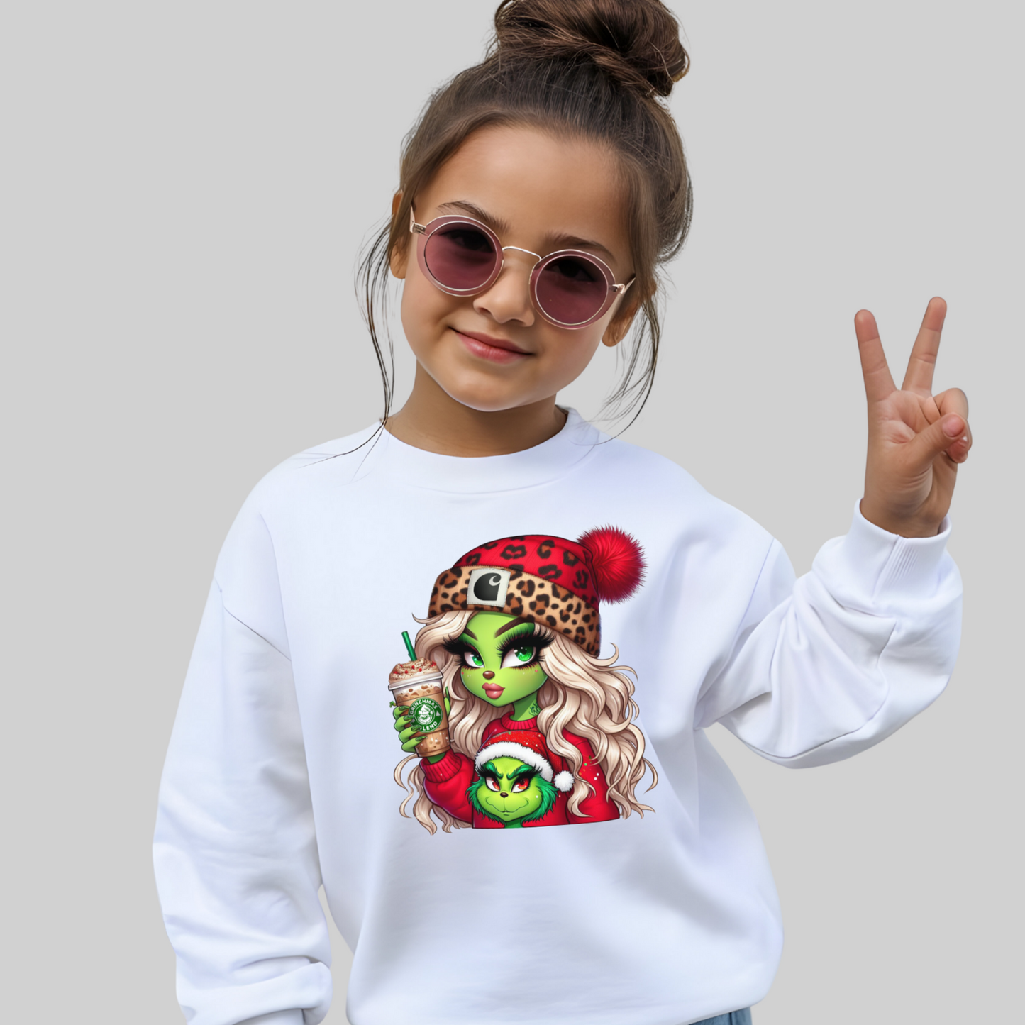 Girl wearing white sweatshirt – Boujee Green Girl Christmas outfit